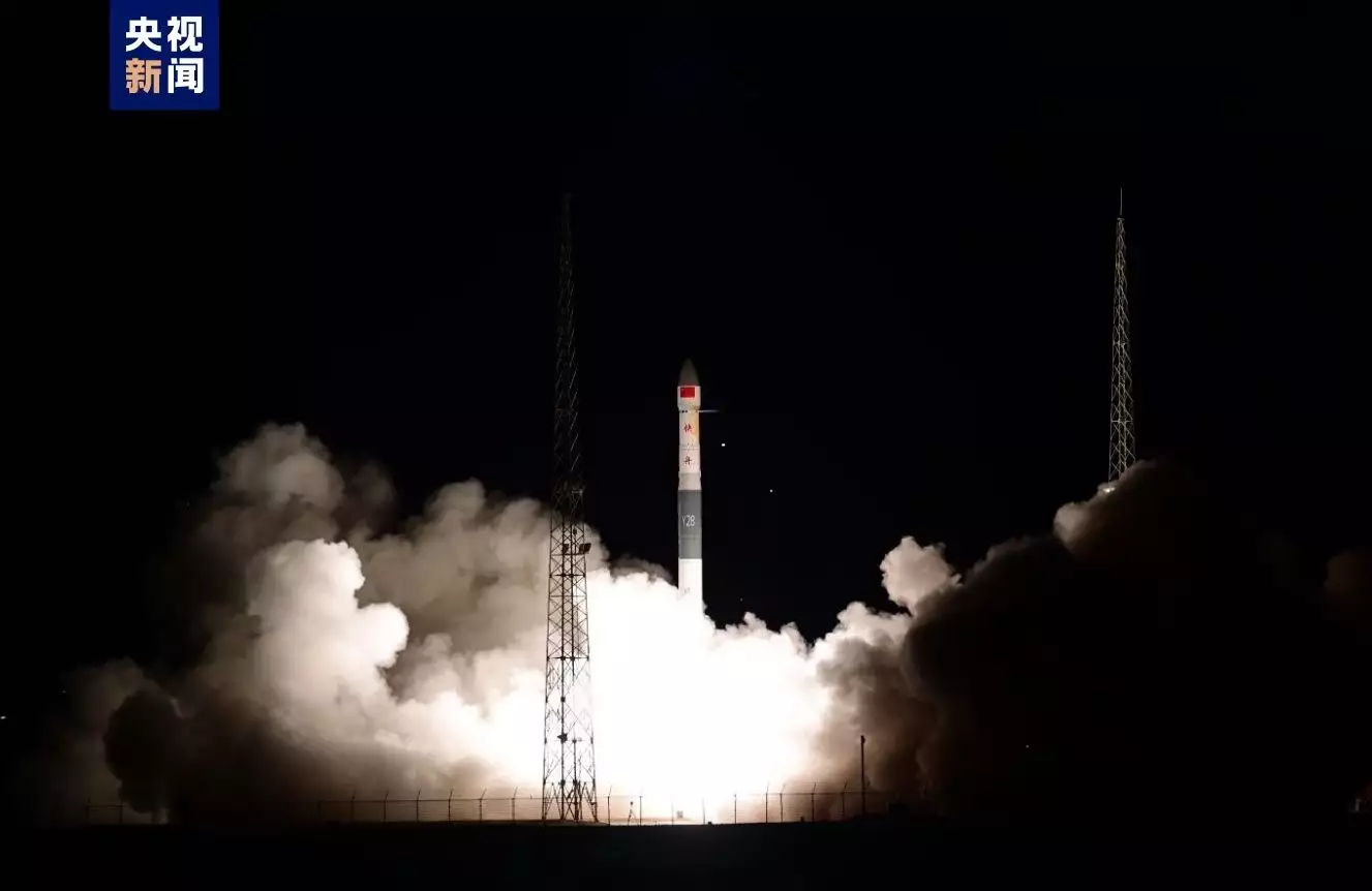 商业新闻网《问鼎仙道》(我国成功发射天目一号气象星座15~18星贾玲瘦身成功了！为电影闭关半年暴瘦100斤，撞脸苗圃引热议)