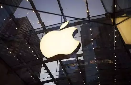 新闻资讯网站模板下载(iPhone 15首次由印度参与供货，抖音故事将内测，ChatGPT恢复订阅，TikTok回应英国罚款，这就是今天的其他大新闻！你的指甲上有竖纹吗？小心这可能是身体发出的警报！)