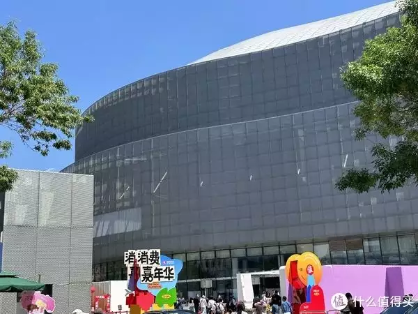 活动线报项目(#消费嘉年华#打卡值得买消费嘉年华线下活动时隔5年李咏死因被揭开，妻子哈文道破真相，遗体为何不运回国)