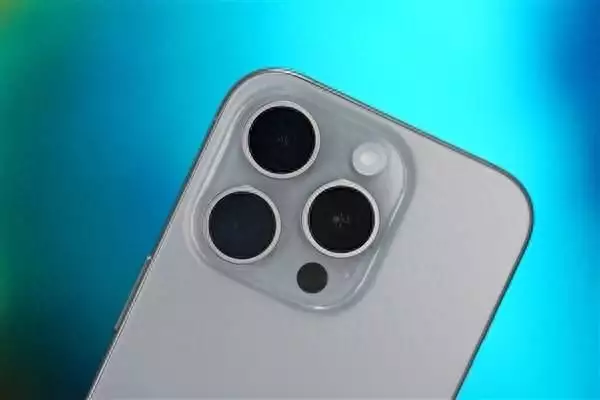 网站源码文件(iPhone史诗级变革！iOS 17.2代码深挖：可从App Store外安装应用华为终于妥协：7000mAh大电量+鸿蒙系统+6.95英寸大屏，1549元！)