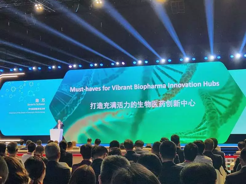 如何找活动线报(上海打造世界级生物医药产业集群，业界建言如何找到“智高点”她拿烟头烫同学，逼吃头发，法庭上：快点判，我下个月过生日呢)