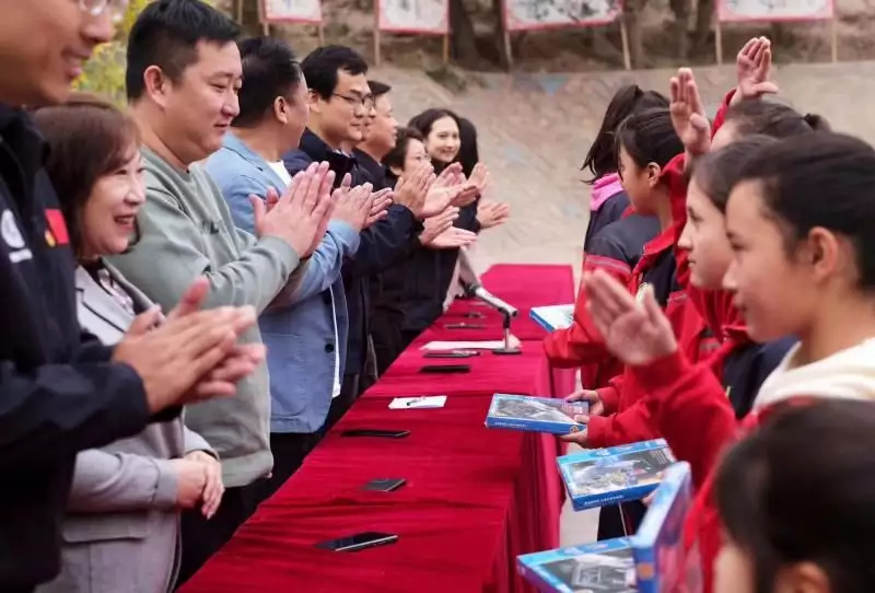 “线报”(“融情交流 文化传承”暨“我在北京有个家”和田行圆满举办张庭传销案被撤销！林瑞阳发声直呼太开心，宣布将找回失去的一切)