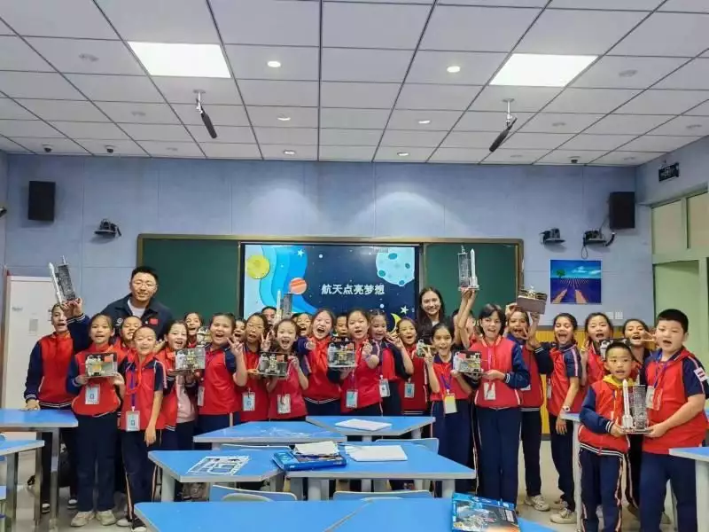 最新活动线报分享(线报汇总 篇五百三十一：云闪付《值得》优惠活动汇总一周掉粉100w，贱卖妻子化妆品，豪车仅卖7000，起底猴哥的翻车路)