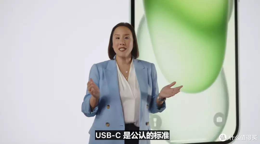 新闻头条最新消息今日头条(头条资讯 篇五：和MFI认证说再见！iPhone 15接口史诗级更新USB-C！全世界最漂亮5大女星，中国只有一个上榜，你猜到了是谁吗？)