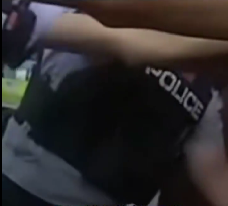 惊心动魄!内蒙古两民警浴血制伏持刀嫌疑人,惊险过程曝光